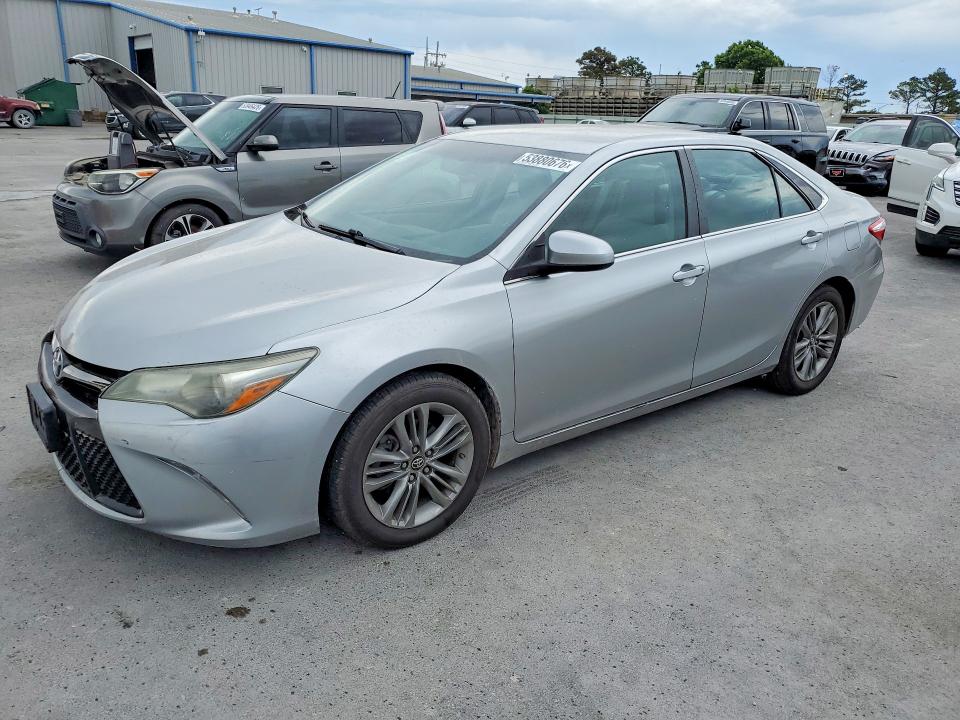 53880676 :رقم المزاد ، 4T1BF1FK9GU213937 vin ، 2016 Toyota Camry مزاد بيع