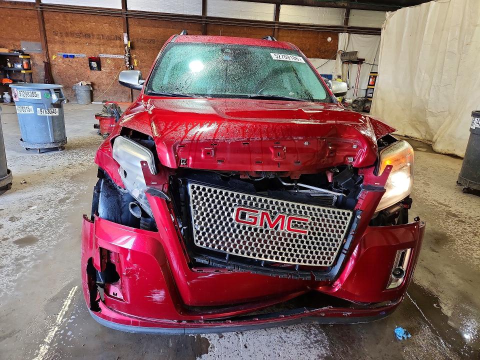 52769186 :رقم المزاد ، 2GKFLZE31F6256872 vin ، 2015 Gmc Terrain مزاد بيع