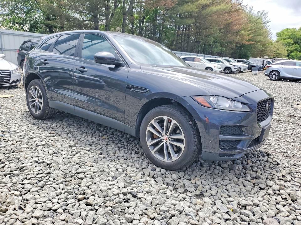 54620106 :رقم المزاد ، SADCJ2BV7HA050368 vin ، 2017 Jaguar F-pace مزاد بيع