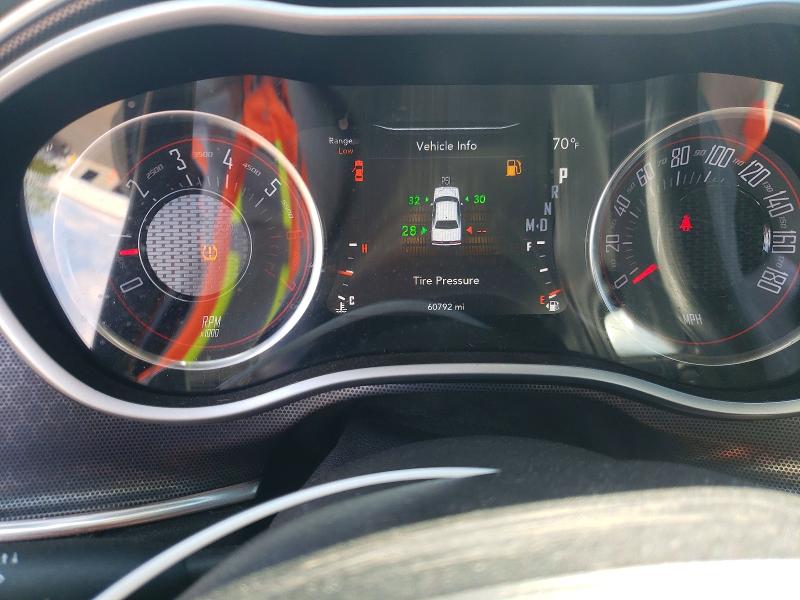 Продаж на аукціоні авто 2018 Dodge Challenger, vin: 2C3CDZFJ5JH229460, номер лоту: 52700836
