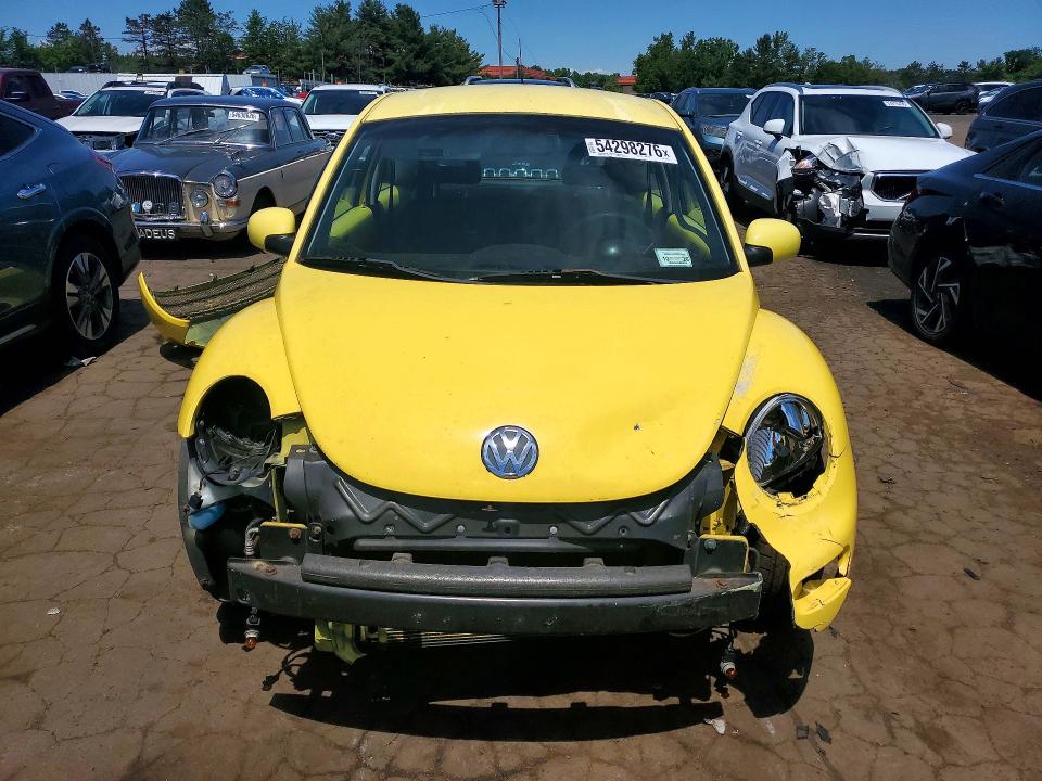 54298276 :رقم المزاد ، 3VWBK21C61M429386 vin ، 2001 Volkswagen New Beetle مزاد بيع