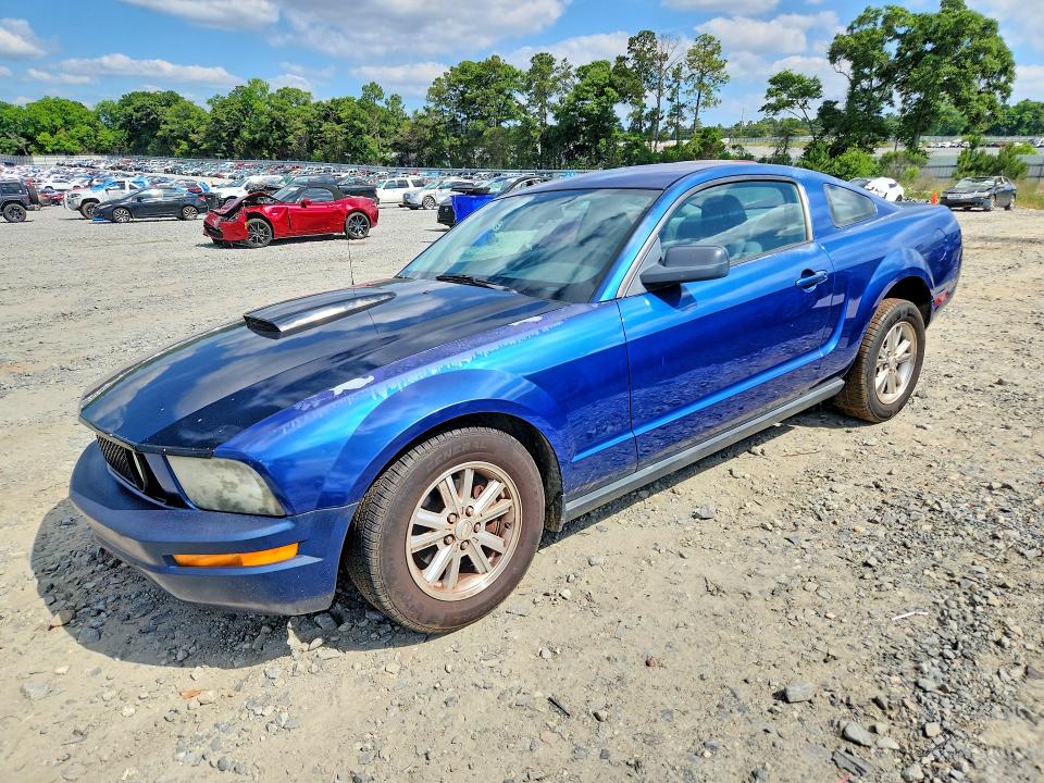 2007 Ford Mustang მანქანა იყიდება აუქციონზე, vin: 1ZVFT80N375273942, აუქციონის ნომერი: 54164876