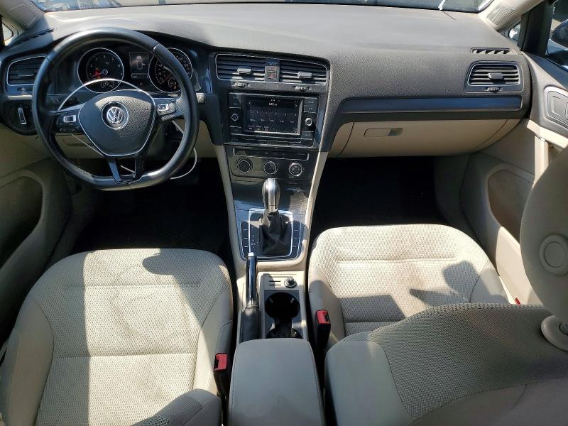 53592126 :رقم المزاد ، 3VWG17AU0JM284148 vin ، 2018 Volkswagen Golf مزاد بيع