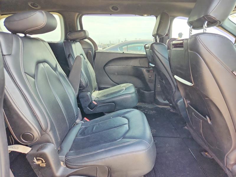 Auction sale of the 2019 Chrysler Pacifica, vin: 2C4RC1EG6KR667495, lot number: 55056456