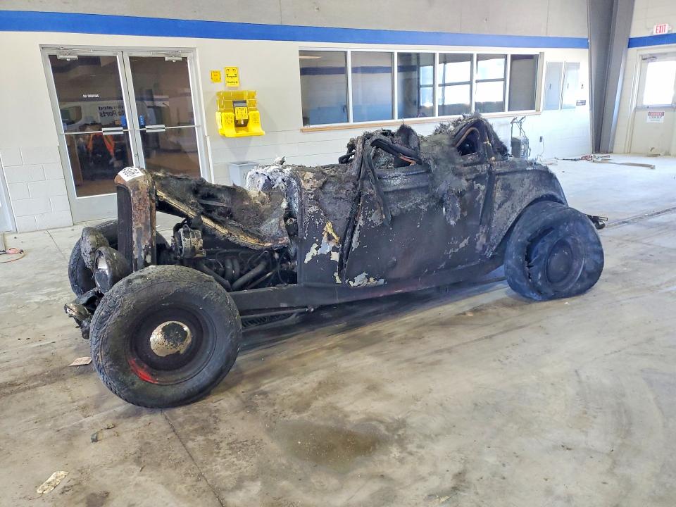 53524906 :رقم المزاد ، 18132290 vin ، 1932 Ford Passenger Car (model مزاد بيع