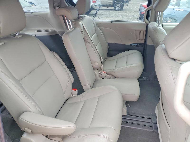 52378956 :رقم المزاد ، 5TDYZ3DC9KS999670 vin ، 2019 Toyota Sienna مزاد بيع