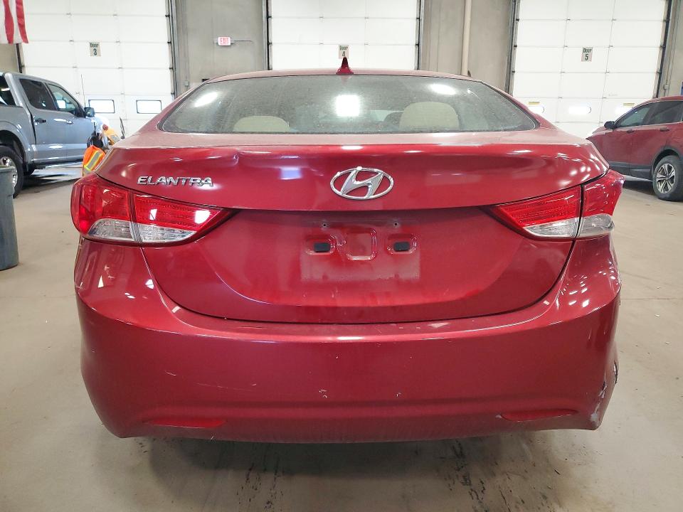 2013 Hyundai Elantra მანქანა იყიდება აუქციონზე, vin: 5NPDH4AE3DH376535, აუქციონის ნომერი: 52553506