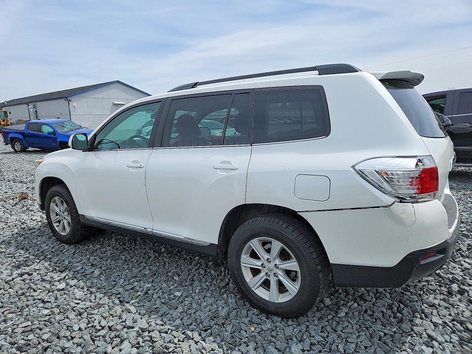Продажа на аукционе авто 2013 Toyota Highlander, vin: 5TDBK3EHXDS278345, номер лота: 52717406