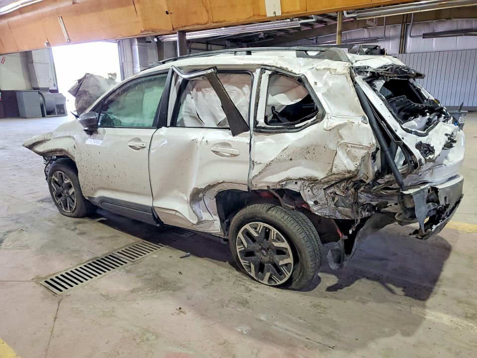 2026 Subaru Forester მანქანა იყიდება აუქციონზე, vin: 4S4SLDD60T3071946, აუქციონის ნომერი: 52550156