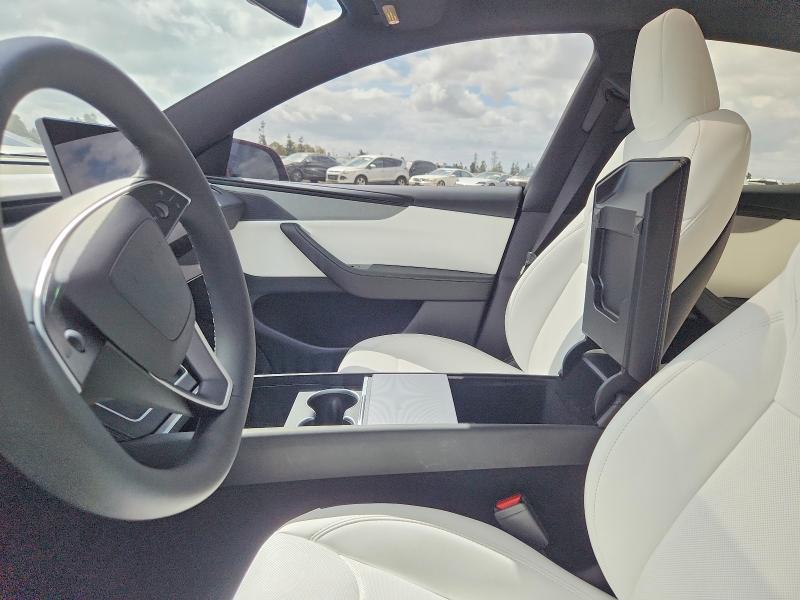 Продажа на аукционе авто 2026 Tesla Model Y, vin: 7SAYGDED8TF613722, номер лота: 54928766