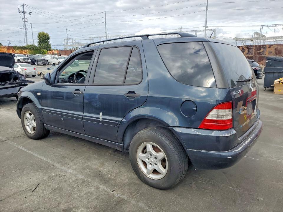 Продажа на аукционе авто 2001 Mercedes-benz Ml, vin: 4JGAB54E21A253913, номер лота: 54895766