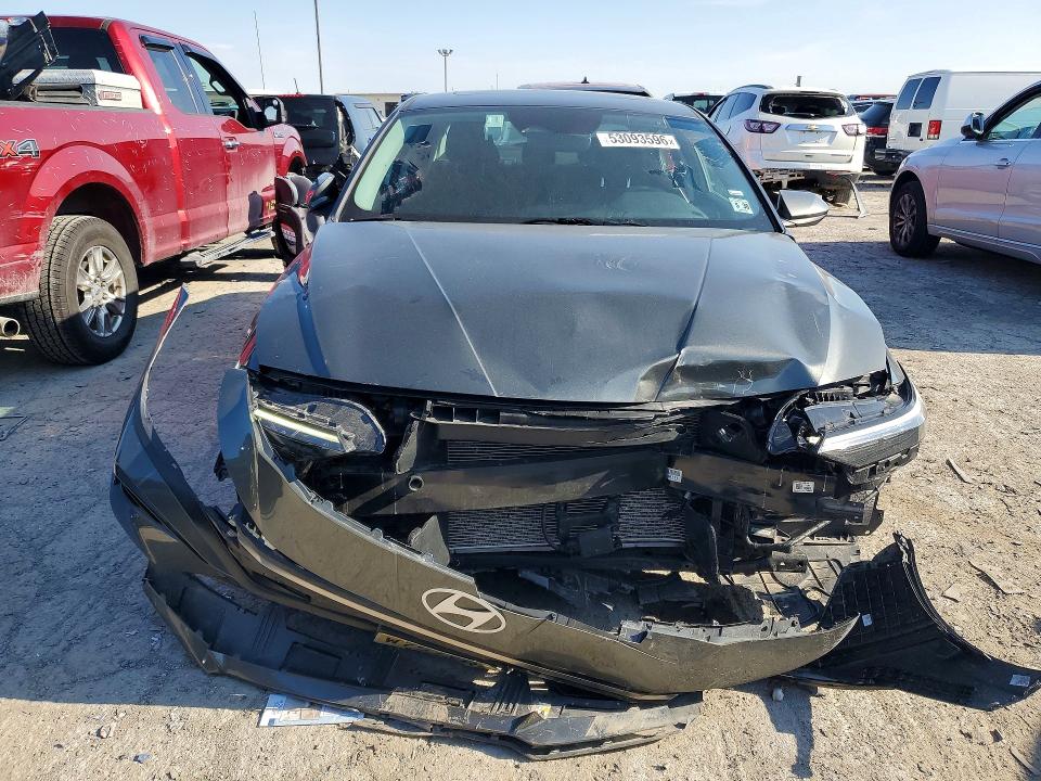 2025 Hyundai Elantra მანქანა იყიდება აუქციონზე, vin: KMHLS4DG2SU982322, აუქციონის ნომერი: 53093596