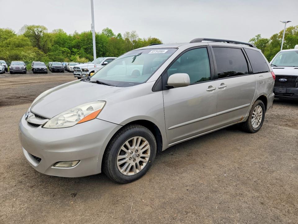 2008 Toyota Sienna მანქანა იყიდება აუქციონზე, vin: 5TDBK22C48S021951, აუქციონის ნომერი: 53754066