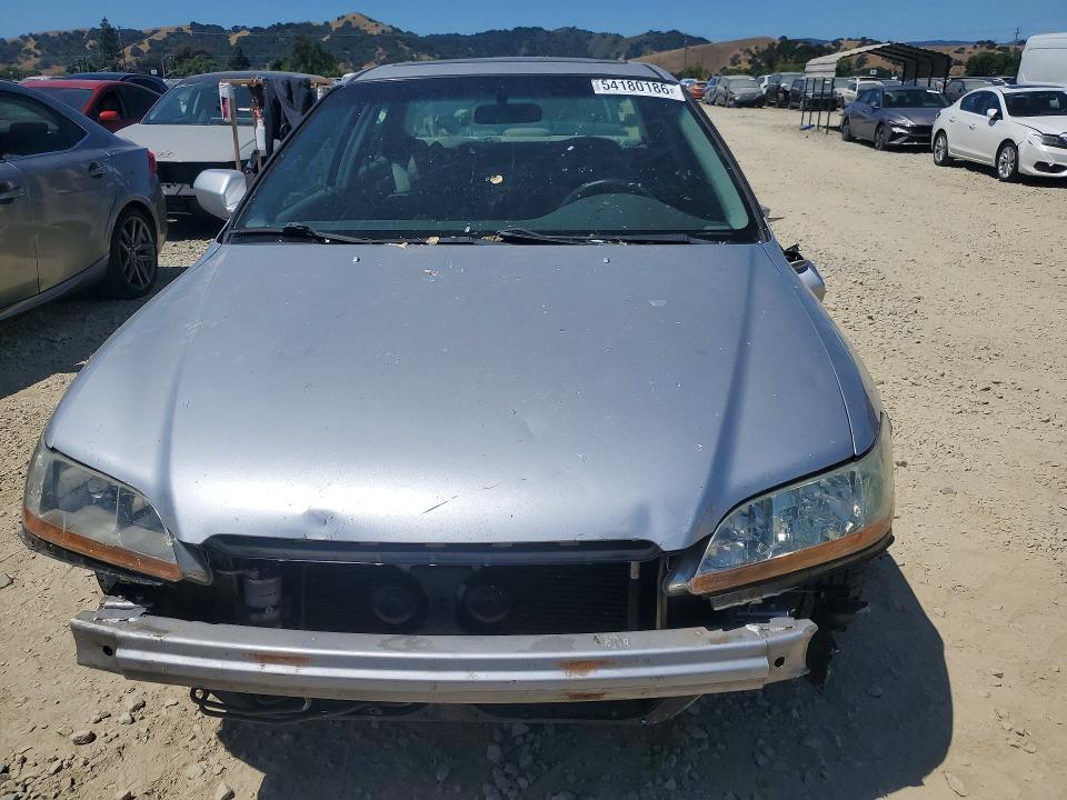 54180186 :رقم المزاد ، 1HGCG16592A070399 vin ، 2002 Honda Accord مزاد بيع