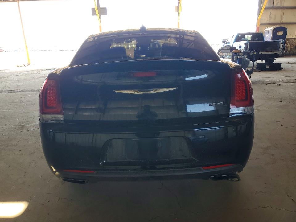 54910956 :رقم المزاد ، 2C3CCABG5HH668862 vin ، 2017 Chrysler 300 مزاد بيع