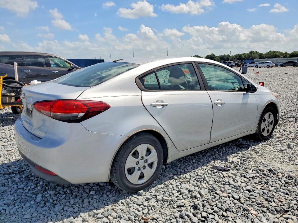 54979296 :رقم المزاد ، 3KPFK4A71HE026858 vin ، 2017 Kia Forte مزاد بيع