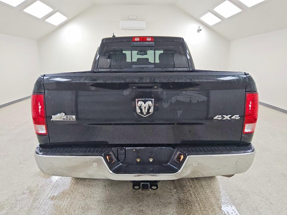 50494156 :رقم المزاد ، 1C6RR7GG6JS218515 vin ، 2018 Ram 1500 مزاد بيع