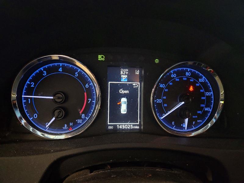 53781296 :رقم المزاد ، 2T1BURHE9JC026055 vin ، 2018 Toyota Corolla مزاد بيع