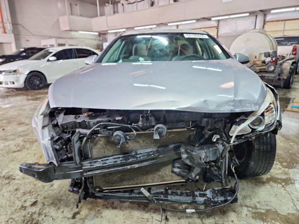 2017 Hyundai Sonata მანქანა იყიდება აუქციონზე, vin: 5NPE24AF5HH460733, აუქციონის ნომერი: 52190446