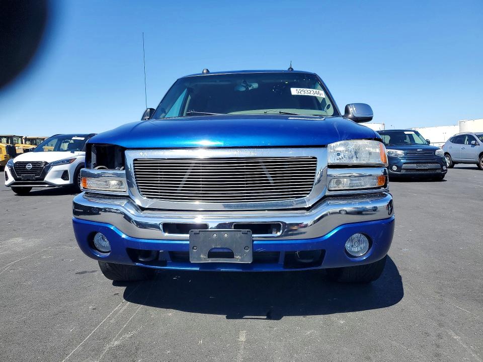 Продажа на аукционе авто 2004 Gmc New Sierra, vin: 2GTEC19T141373364, номер лота: 52932346