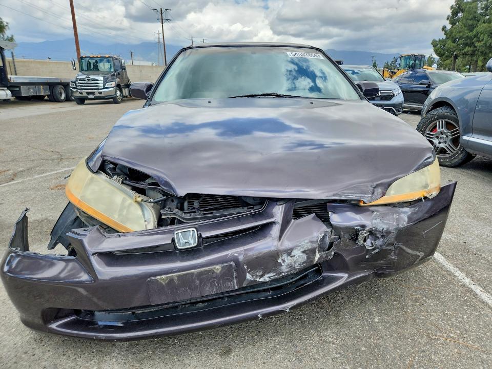 1998 Honda Accord მანქანა იყიდება აუქციონზე, vin: 1HGCG5640WA127058, აუქციონის ნომერი: 54503856