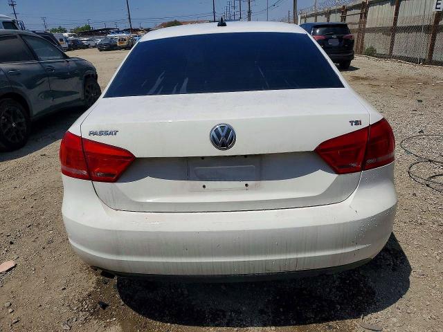 Auction sale of the 2015 Volkswagen Passat, vin: 1VWAT7A38FC108979, lot number: 52076926
