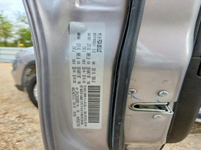 Продажа на аукционе авто 2019 Jeep Cherokee, vin: 1C4PJLCB1KD205252, номер лота: 52364466