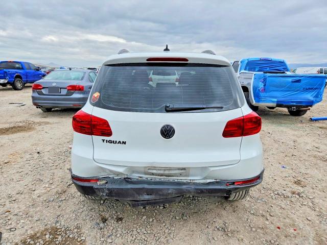 52507786 :رقم المزاد ، WVGBV7AX5HK000974 vin ، 2017 Volkswagen Tiguan مزاد بيع