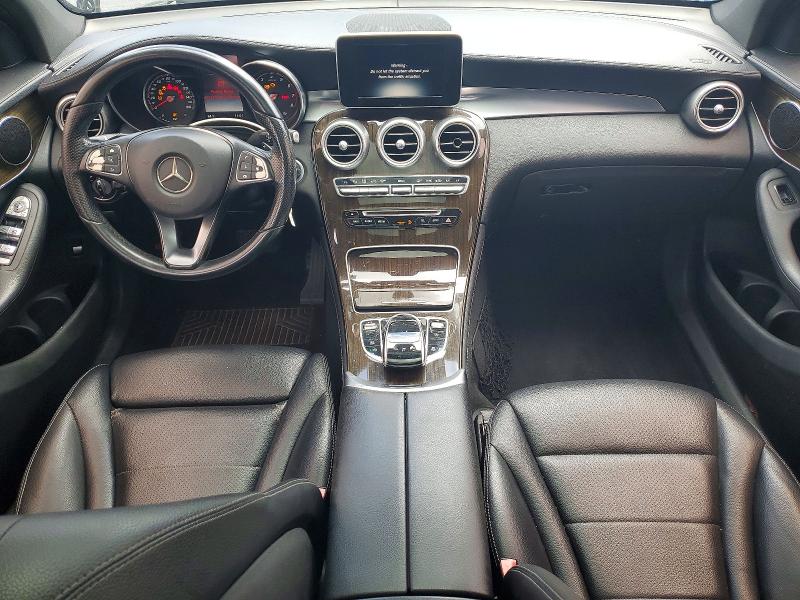 54226326 :رقم المزاد ، WDC0G4KB6HF115738 vin ، 2017 Mercedes-benz Glc مزاد بيع