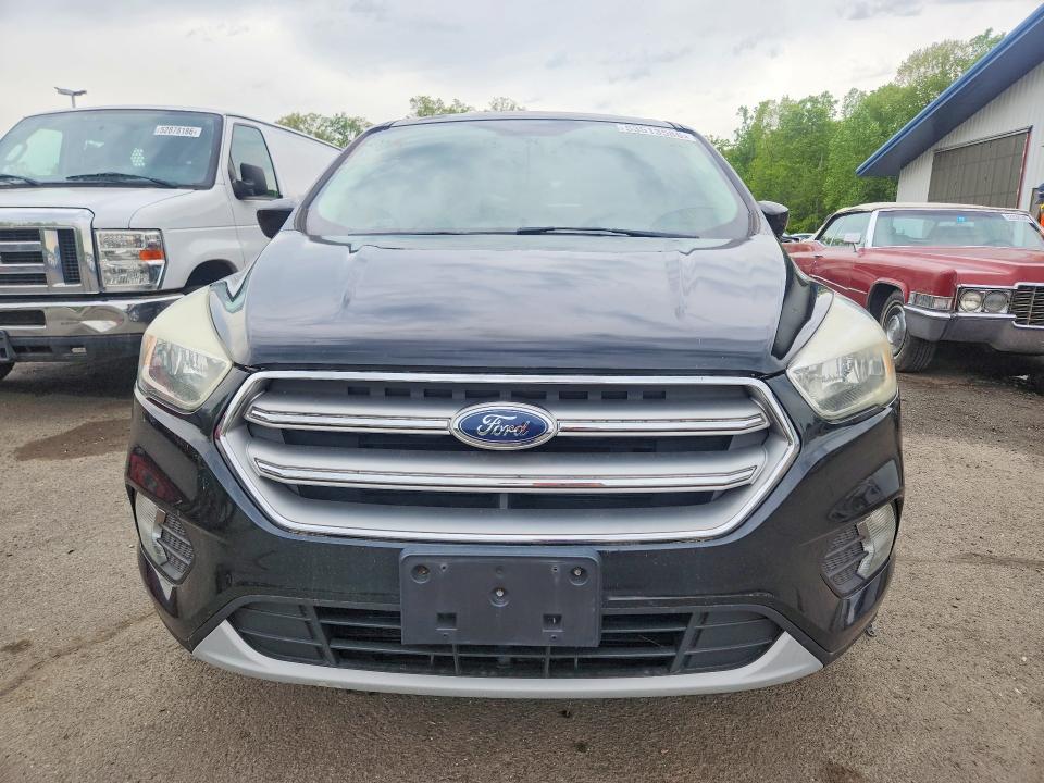 53513586 :رقم المزاد ، 1FMCU9GDXHUC32829 vin ، 2017 Ford Escape مزاد بيع