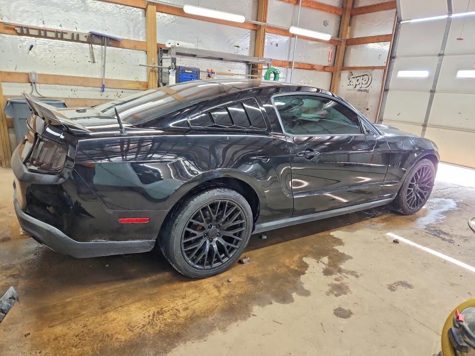 2010 Ford Mustang მანქანა იყიდება აუქციონზე, vin: 1ZVBP8CH2A5126642, აუქციონის ნომერი: 52825266