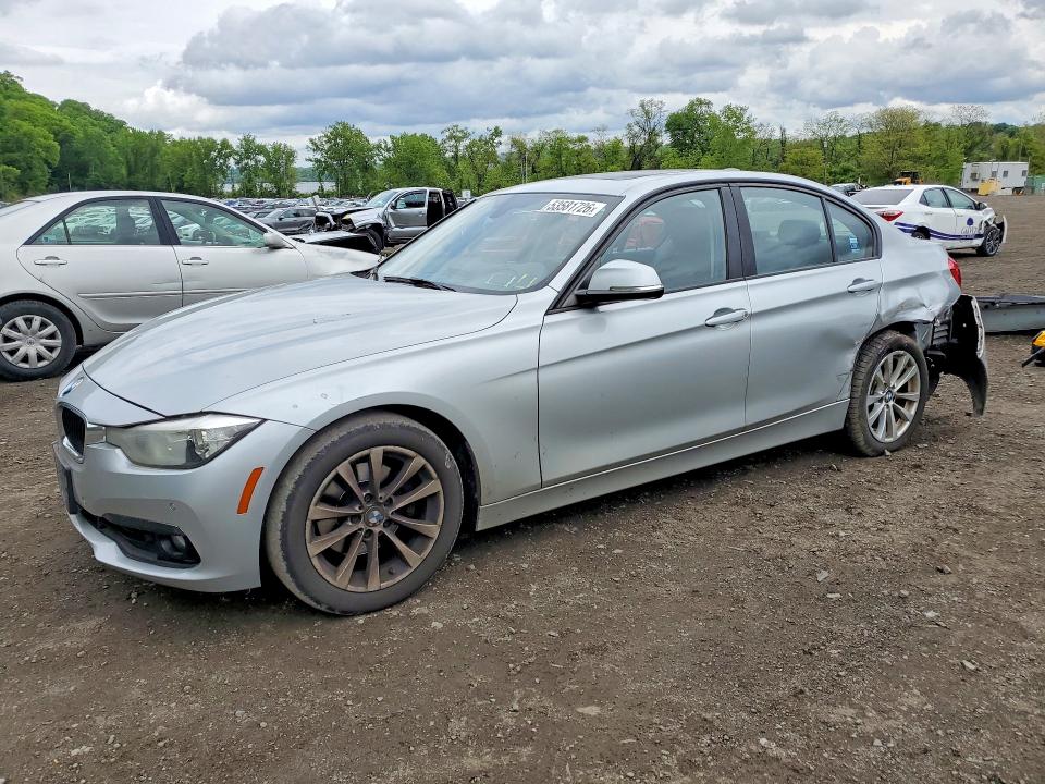 53581726 :رقم المزاد ، WBA8A3C5XGK688416 vin ، 2016 Bmw 320 مزاد بيع