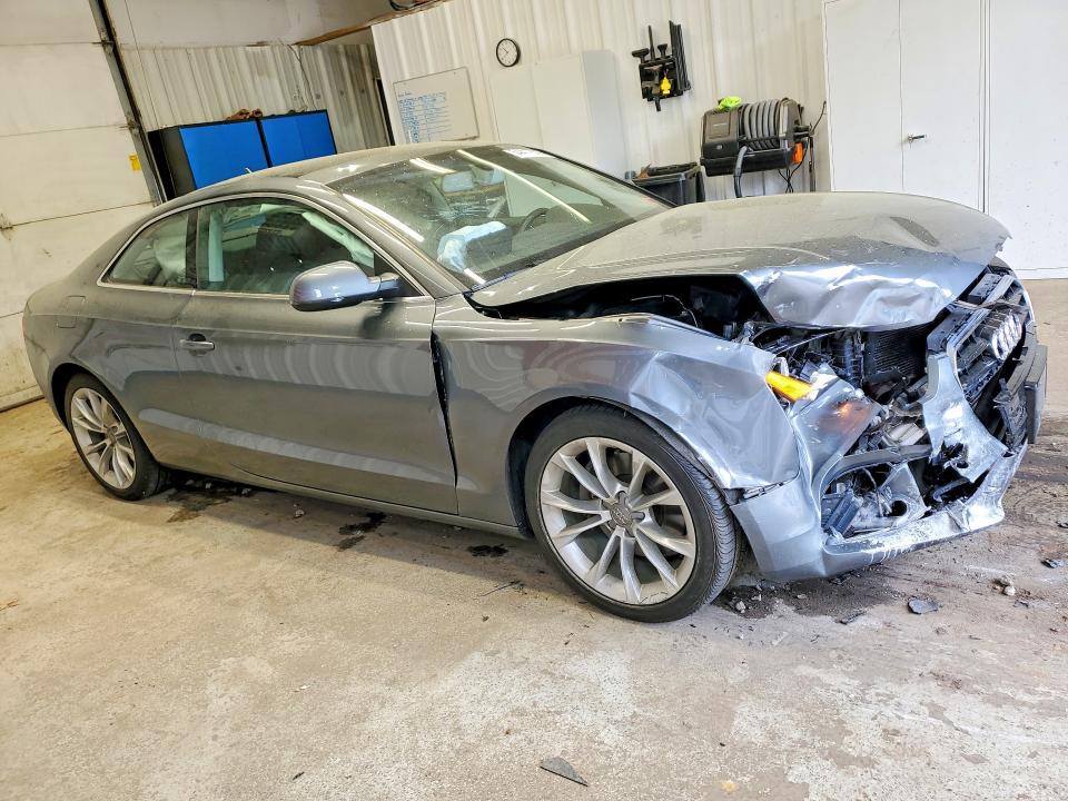 2014 Audi A5 მანქანა იყიდება აუქციონზე, vin: WAUCFAFR8EA050182, აუქციონის ნომერი: 54417676