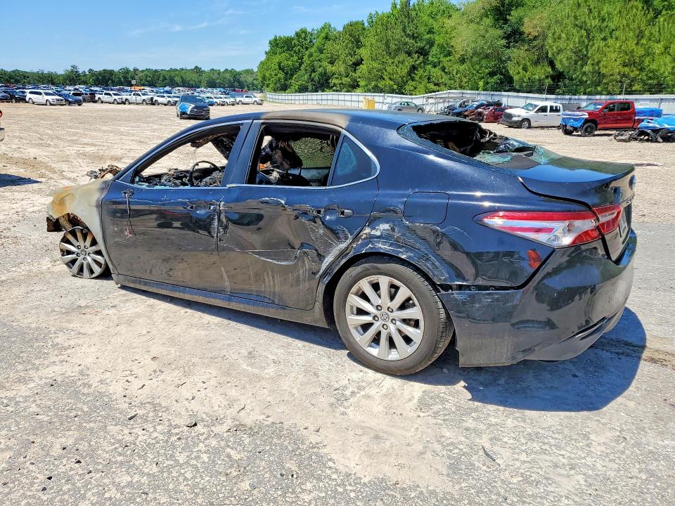 2018 Toyota Camry მანქანა იყიდება აუქციონზე, vin: 4T1B11HK6JU071713, აუქციონის ნომერი: 52454476