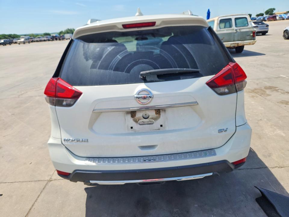 2017 Nissan Rogue მანქანა იყიდება აუქციონზე, vin: 5N1AT2MT4HC825427, აუქციონის ნომერი: 52376436