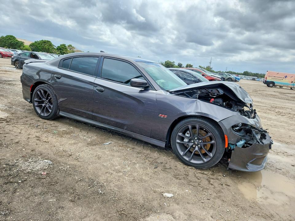 51865726 :رقم المزاد ، 2C3CDXGJ7LH107091 vin ، 2020 Dodge Charger مزاد بيع