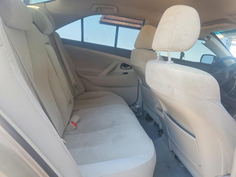 51899986 :رقم المزاد ، 4T1BE46K97U690520 vin ، 2007 Toyota Camry مزاد بيع
