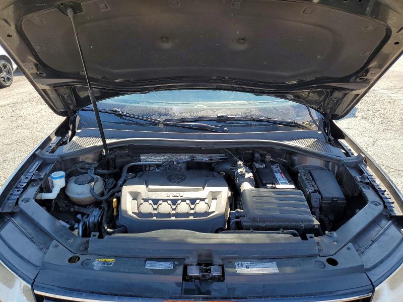 51003876 :رقم المزاد ، 3VV3B7AX3LM098178 vin ، 2020 Volkswagen Tiguan مزاد بيع
