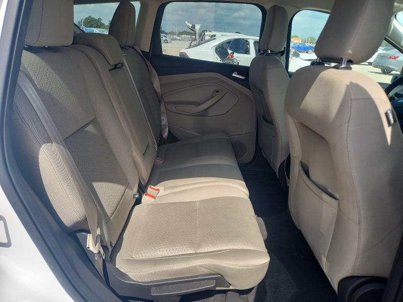 53181386 :رقم المزاد ، 1FMCU9GD0JUC88901 vin ، 2018 Ford Escape مزاد بيع