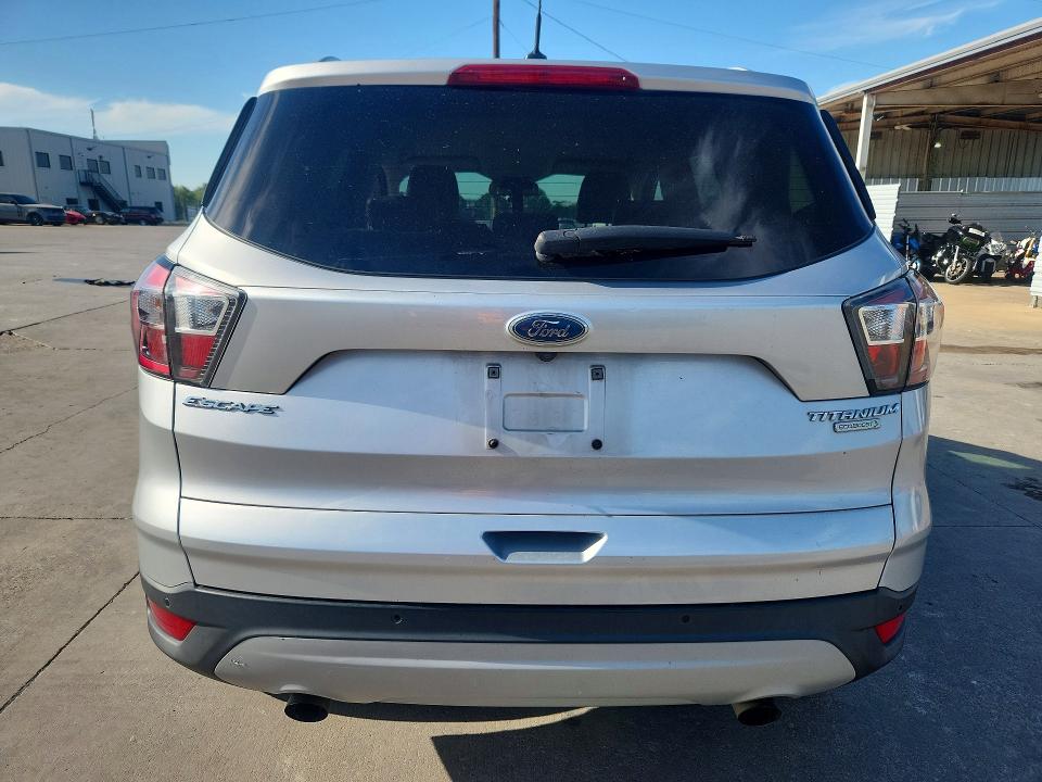 Продажа на аукционе авто 2017 Ford Escape, vin: 1FMCU0J98HUA65032, номер лота: 53692486