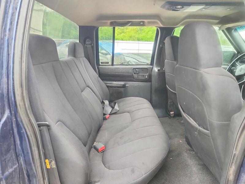 53944026 :رقم المزاد ، 1GCDT13X23K156329 vin ، 2003 Chev S Truck مزاد بيع