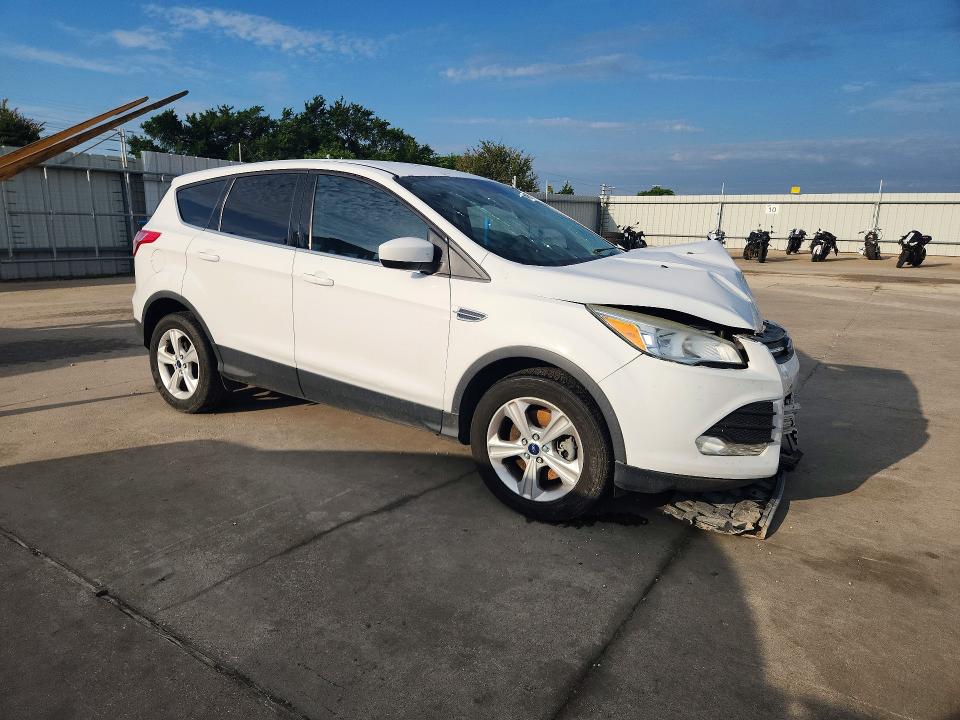 Продажа на аукционе авто 2016 Ford Escape, vin: 1FMCU0G93GUC39546, номер лота: 55005526
