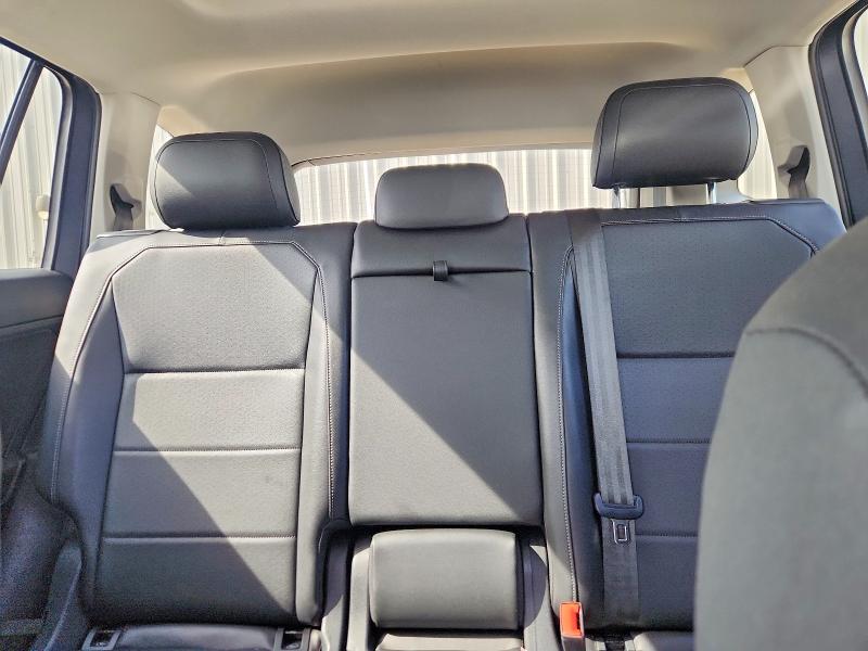 52352356 :رقم المزاد ، 3VV2B7AX3KM186531 vin ، 2019 Volkswagen Tiguan مزاد بيع
