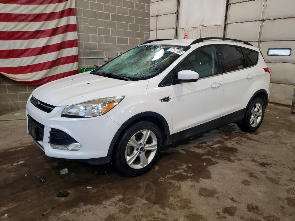 53137166 :رقم المزاد ، 1FMCU0GX7GUB14323 vin ، 2016 Ford Escape مزاد بيع