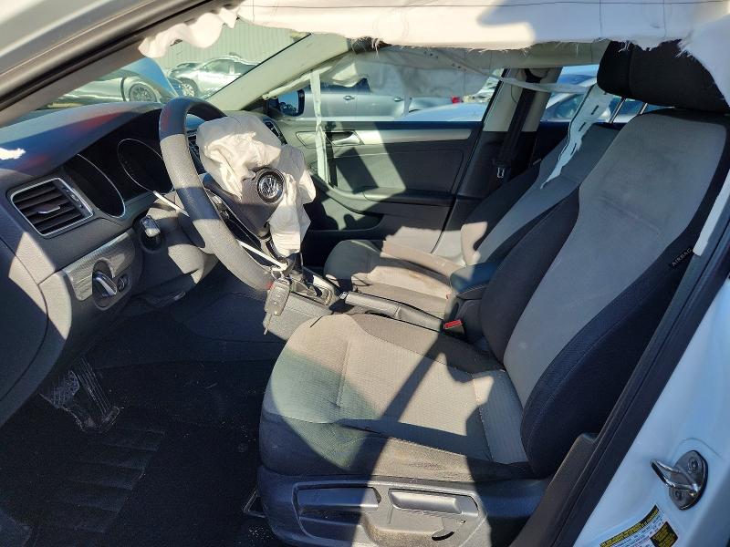 54914916 :رقم المزاد ، 3VW2B7AJ7HM334891 vin ، 2017 Volkswagen Jetta مزاد بيع