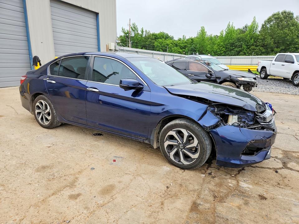 Продажа на аукционе авто 2016 Honda Accord, vin: 1HGCR2F82GA086722, номер лота: 53850656