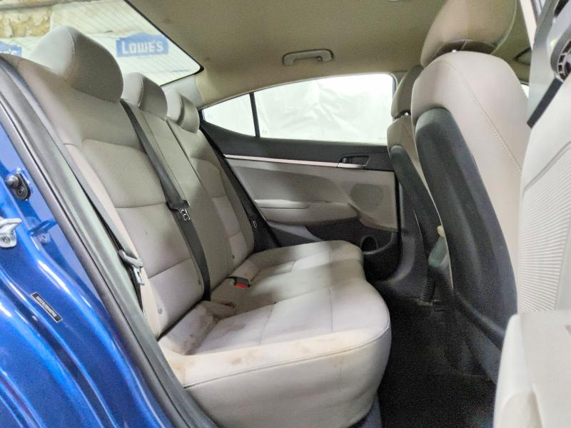 53840586 :رقم المزاد ، 5NPD74LF0KH487968 vin ، 2019 Hyundai Elantra مزاد بيع