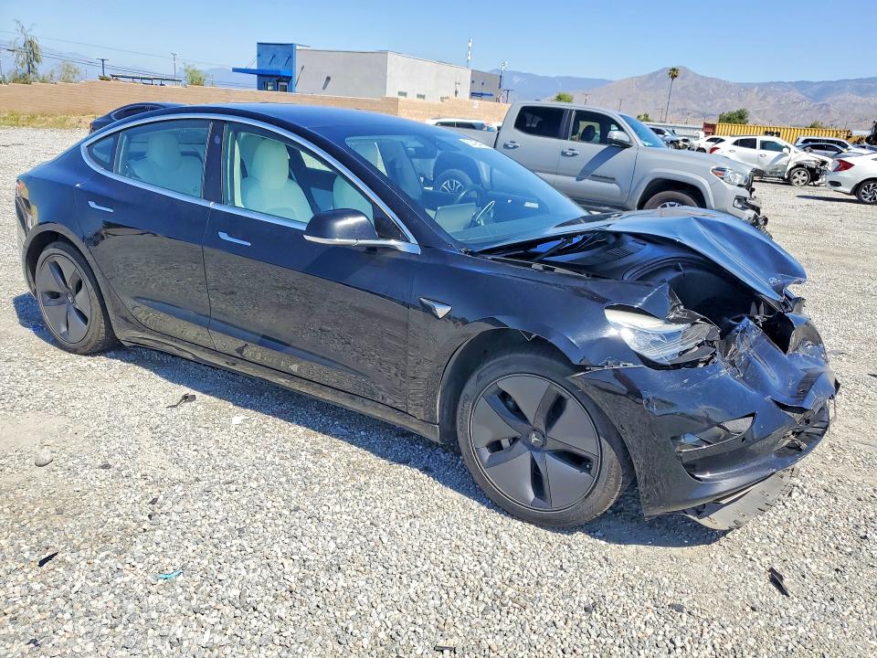 Продаж на аукціоні авто 2018 Tesla Model 3, vin: 5YJ3E1EB4JF085801, номер лоту: 52435426