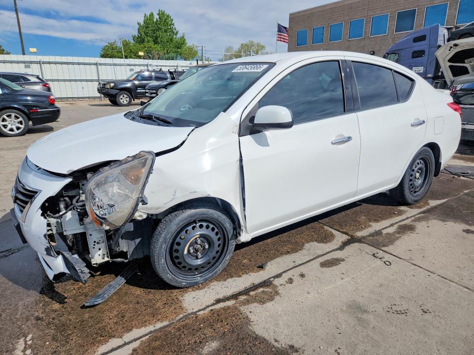 53645866 :رقم المزاد ، 3N1CN7AP5EL830022 vin ، 2014 Nissan Versa مزاد بيع