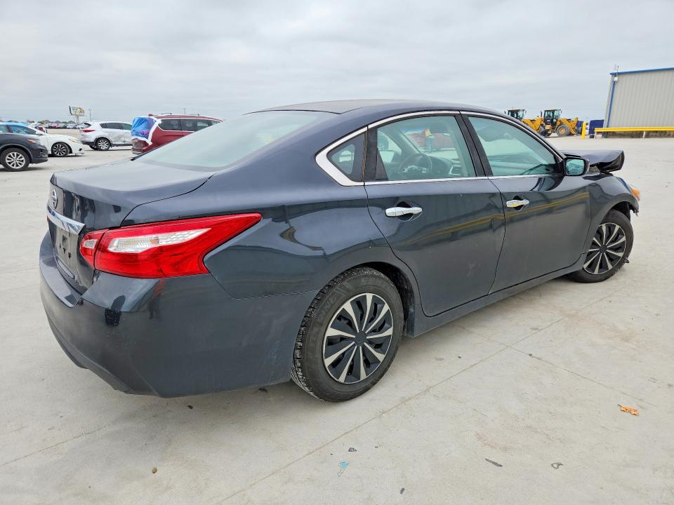 Продажа на аукционе авто 2016 Nissan Altima, vin: 1N4AL3AP4GN363770, номер лота: 52665046